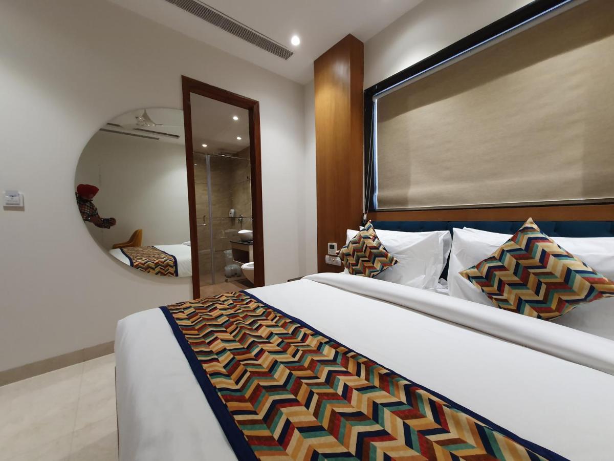 Hotel Classio Royale Amritsar Zewnętrze zdjęcie